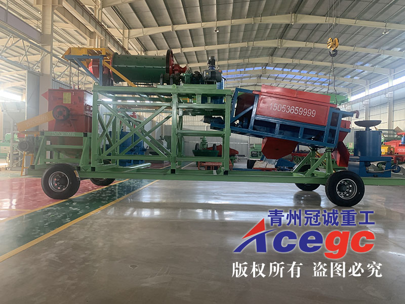 移动破碎选金车